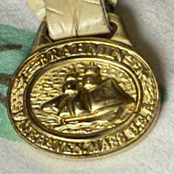 Vintage Brahmin Croc-Embossed Leather Barrel Shoulder Bag – Ivory / Cream - Picture 10 of 10